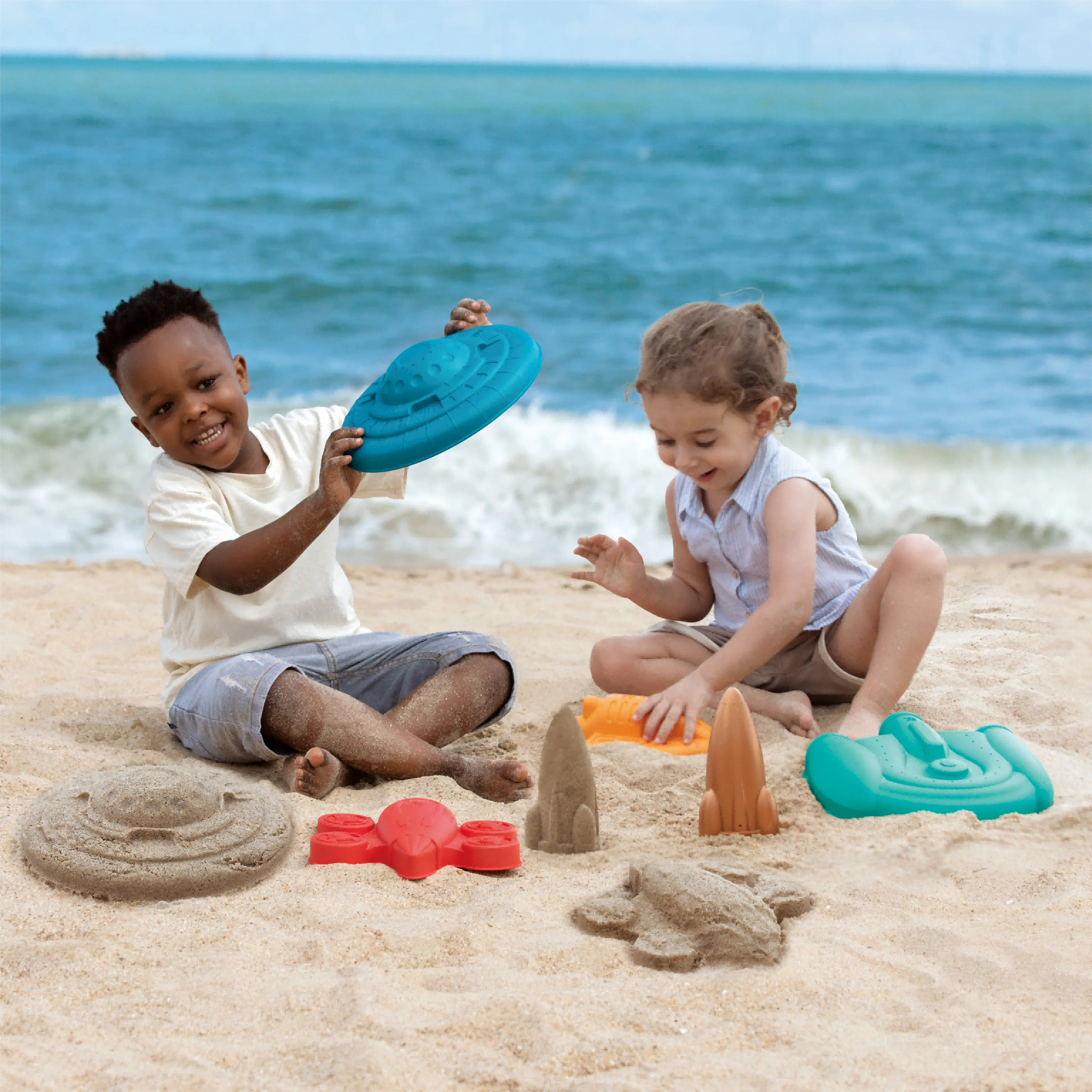 Hape Space Explorer Sand Ship Set Hape-Toy-Market