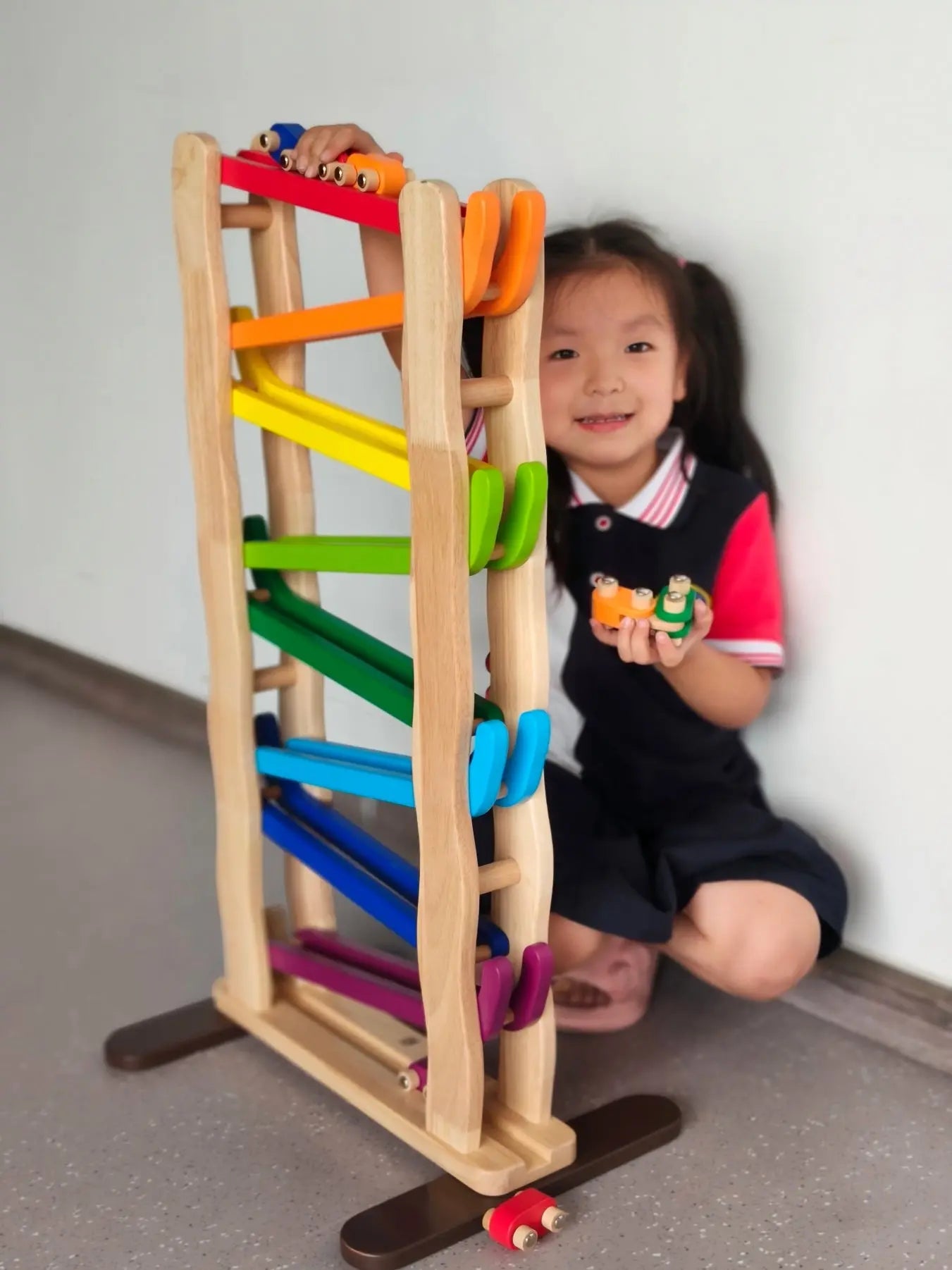 PIN Toys Tower Slope PIN Toys