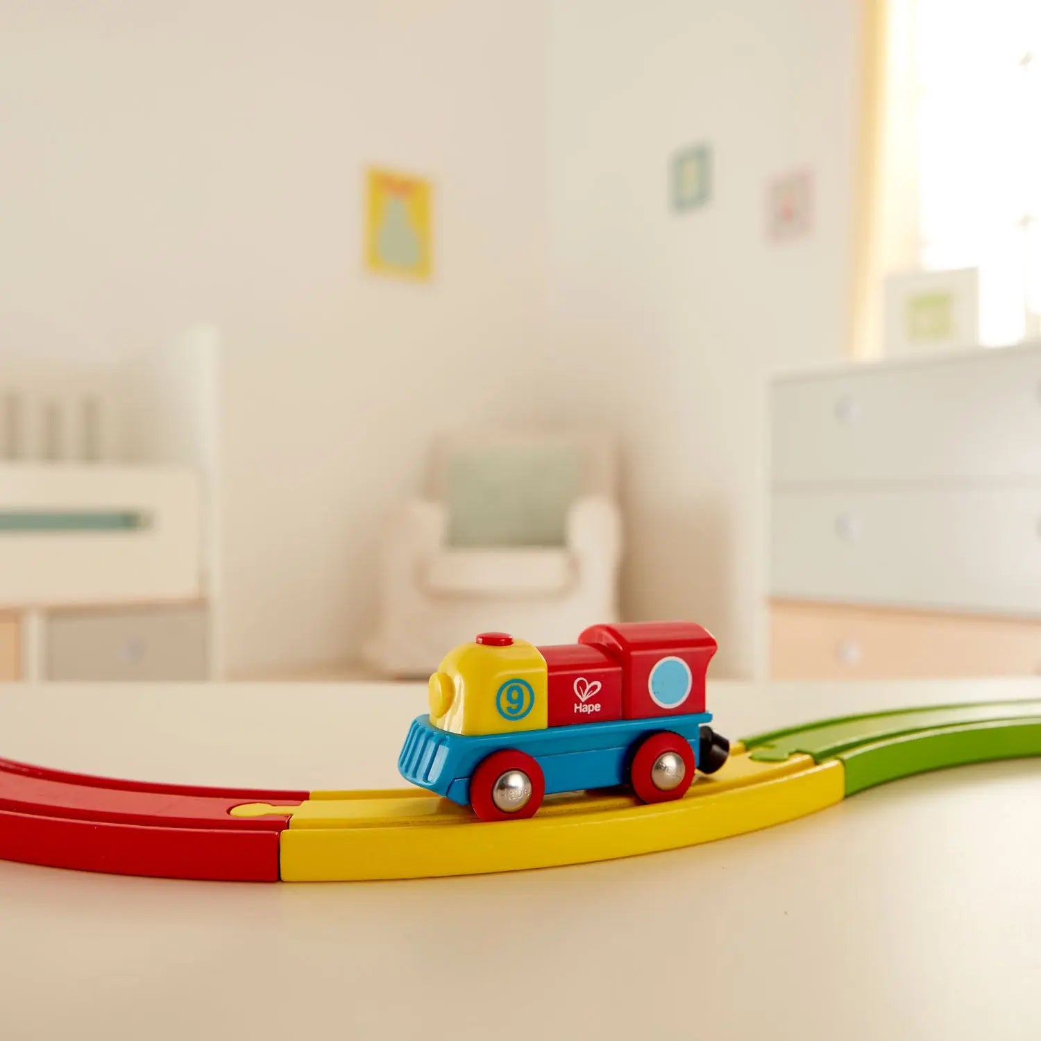 Brave Little Engine Hape