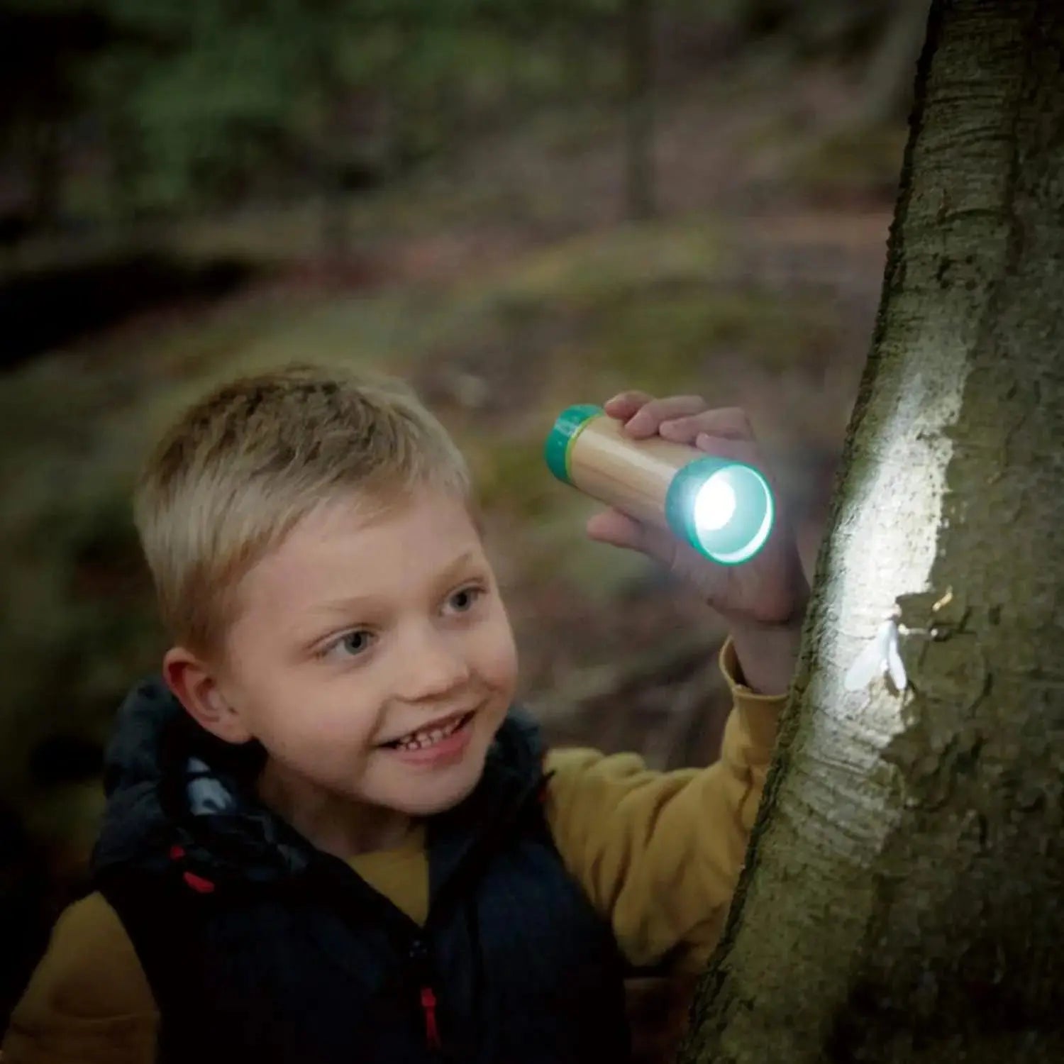 Hape 8 in 1 Nature Fun Kids Plastic Explorer Kit, Working Flashlight, Telescope, Compass, Periscope, and Specimen Jar