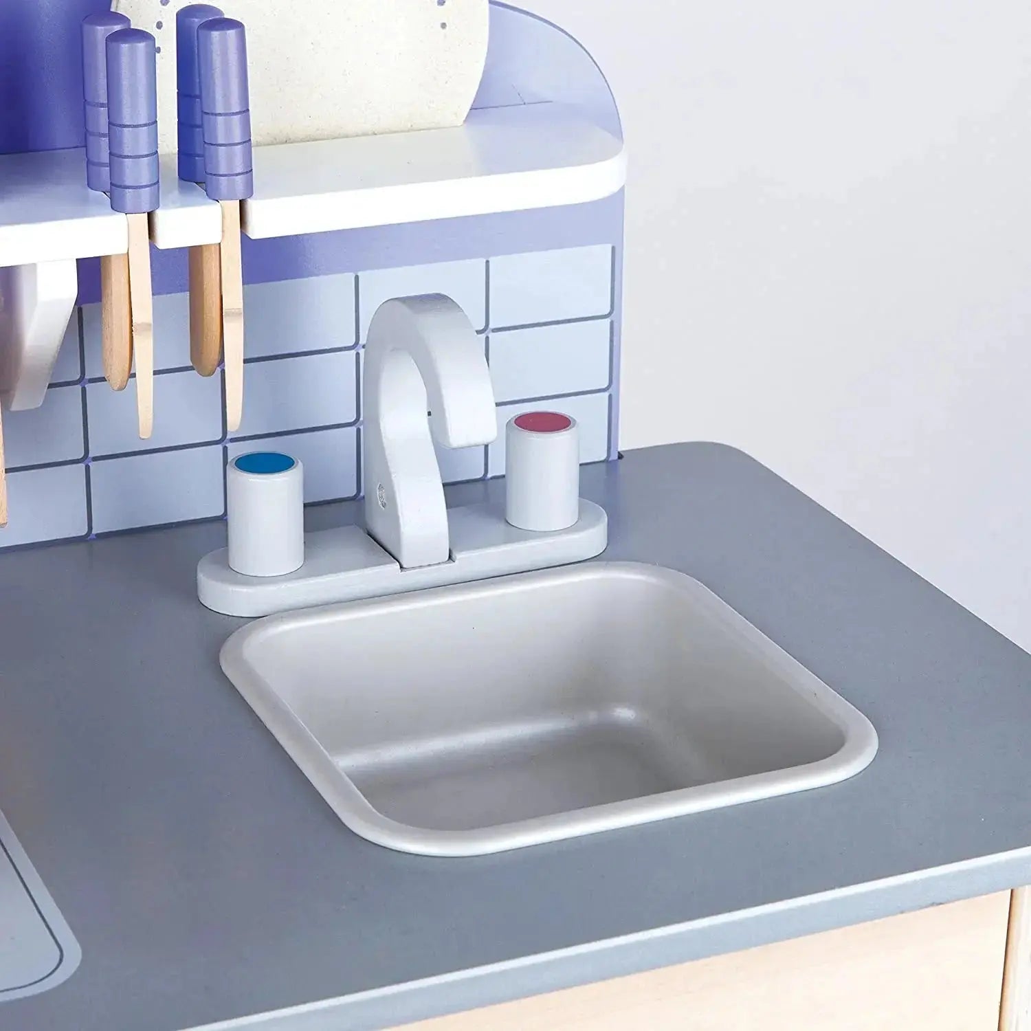 Hape Gourmet Kitchen with Cook