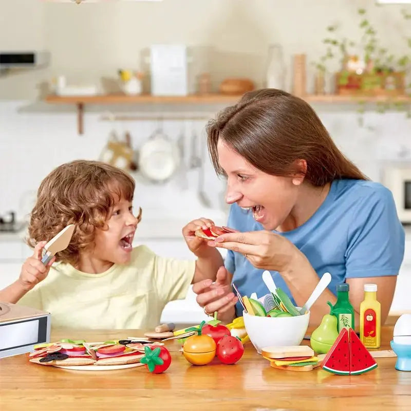 Hape Perfect Pizza Wooden Playset Kids Kitchen Pizza Oven & Delivery Box