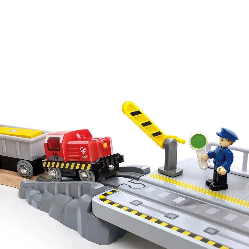 Hape Sea and Rail Cargo Transport Set