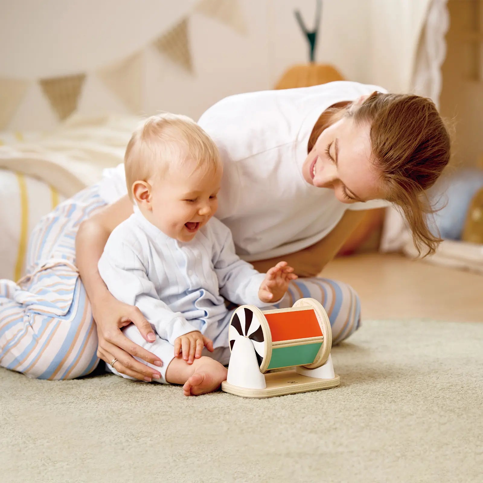 Hape Spinning Drum with Mirror Hape