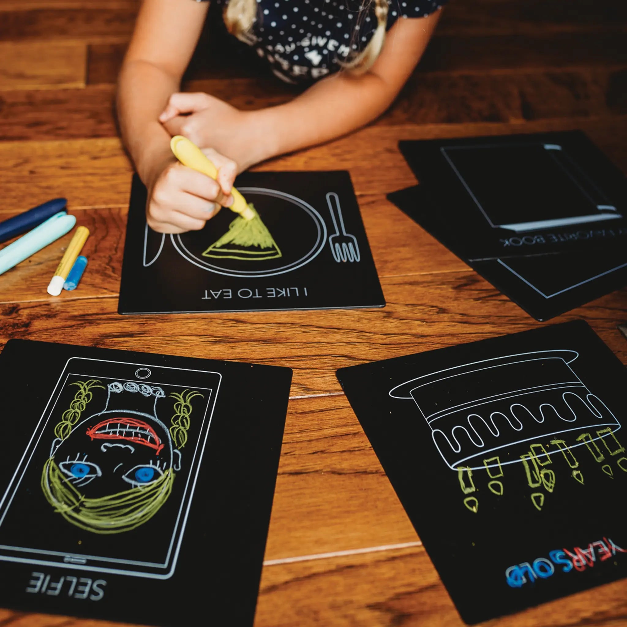 Jaq Jaq Bird Bored Board Set - Selfie with 4 pk ButterStix® in zipper pouch Jaq Jaq Bird