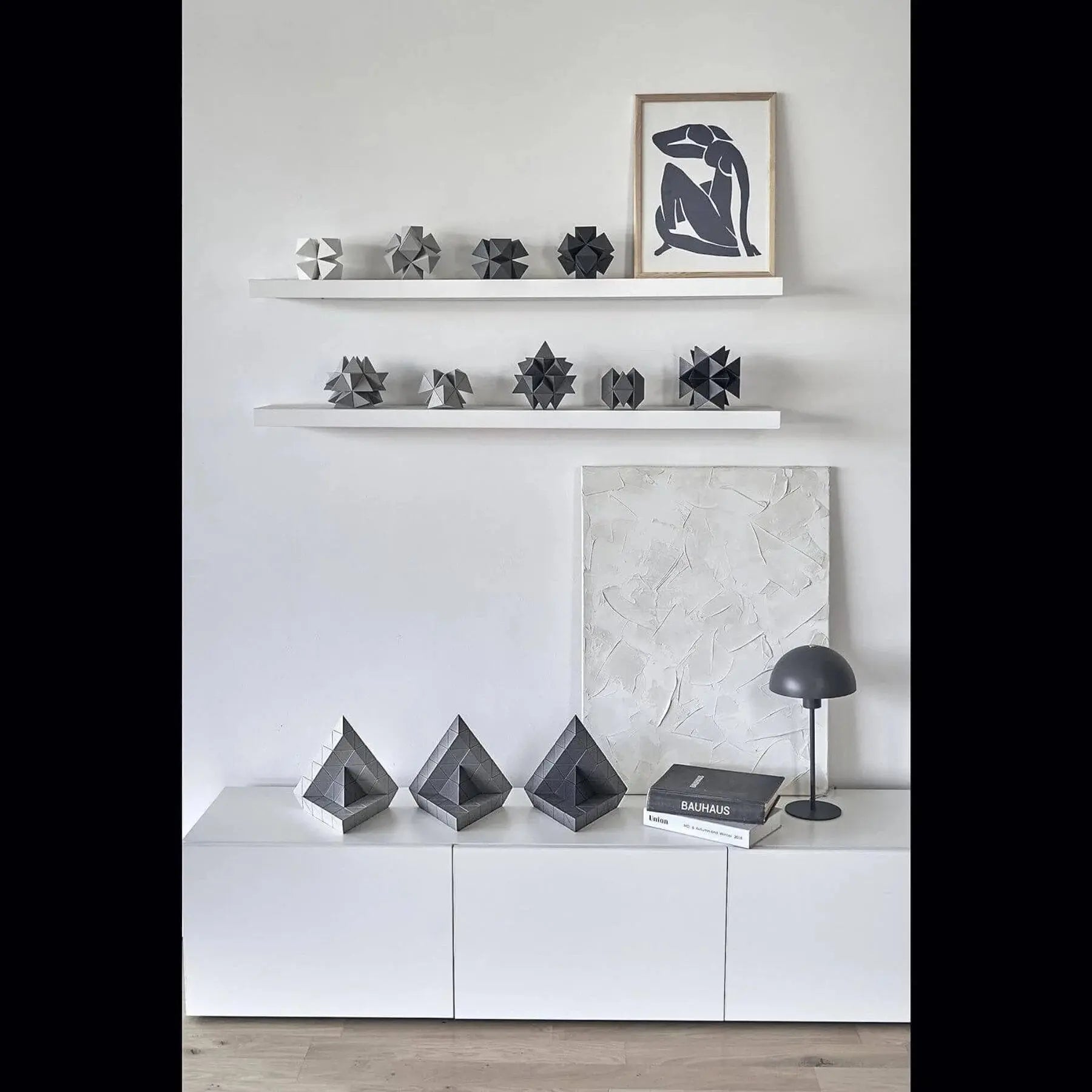 Trido Monochromatic Magnetic Art 3D Shapes Large 36-Piece Trido